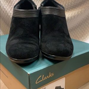 clarks pause majesty